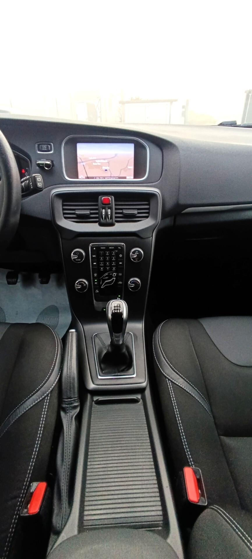 Volvo V40 D2 Business Plus 2.0d 120cv