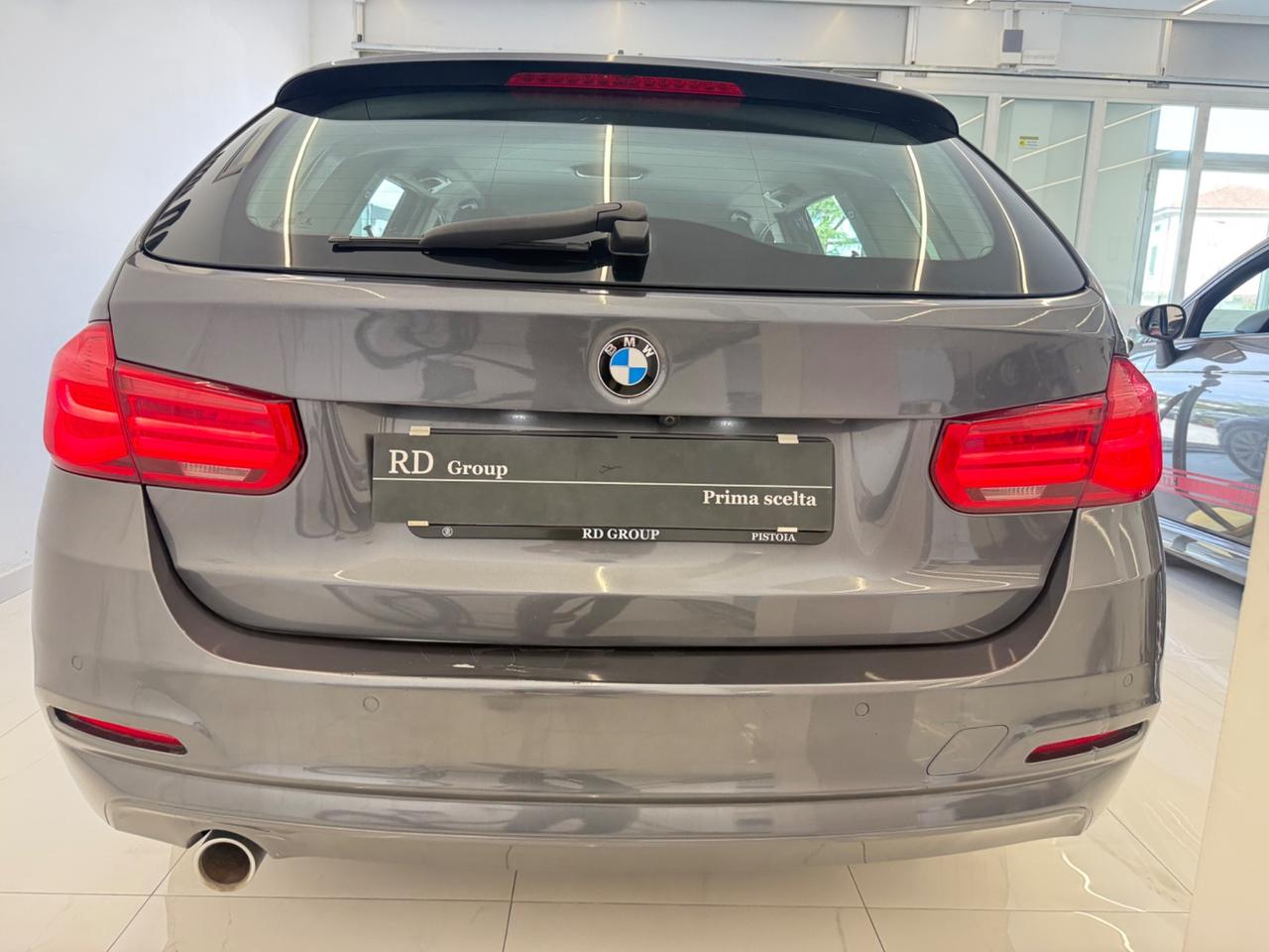 BMW 316d Touring Sport automatica okneopatentati