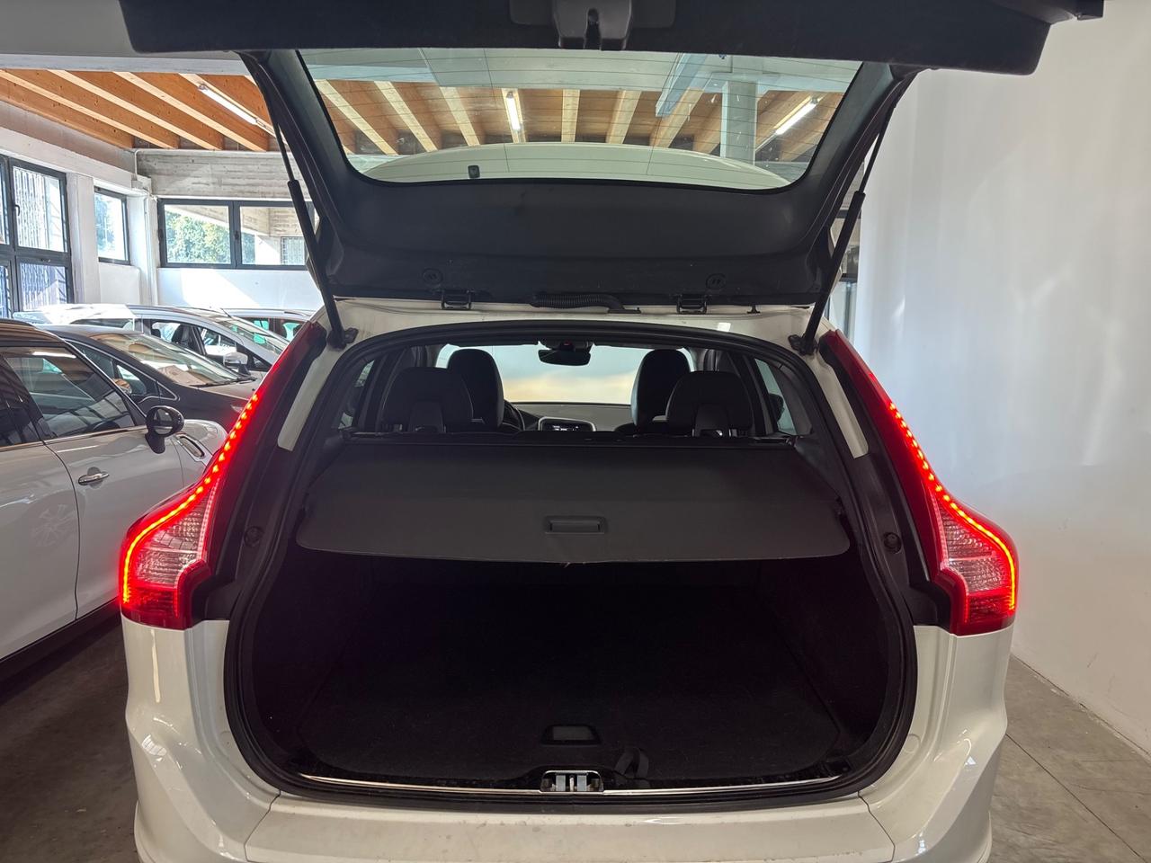 Volvo XC60 D3 R-design *STORICO VOLVO*MANUALE