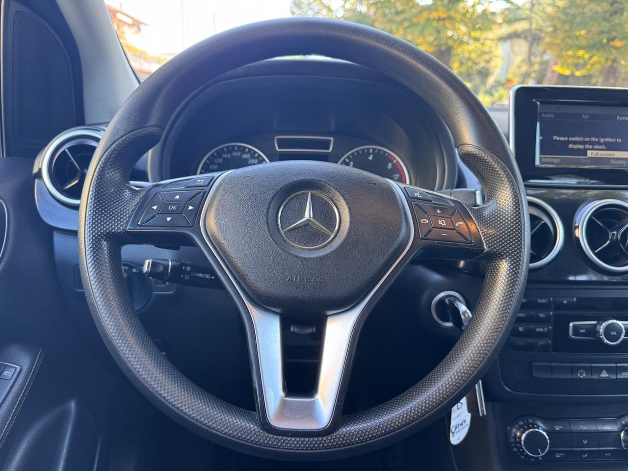Mercedes-benz B 180 CDI NEOPATEN GARANZIA 12 M