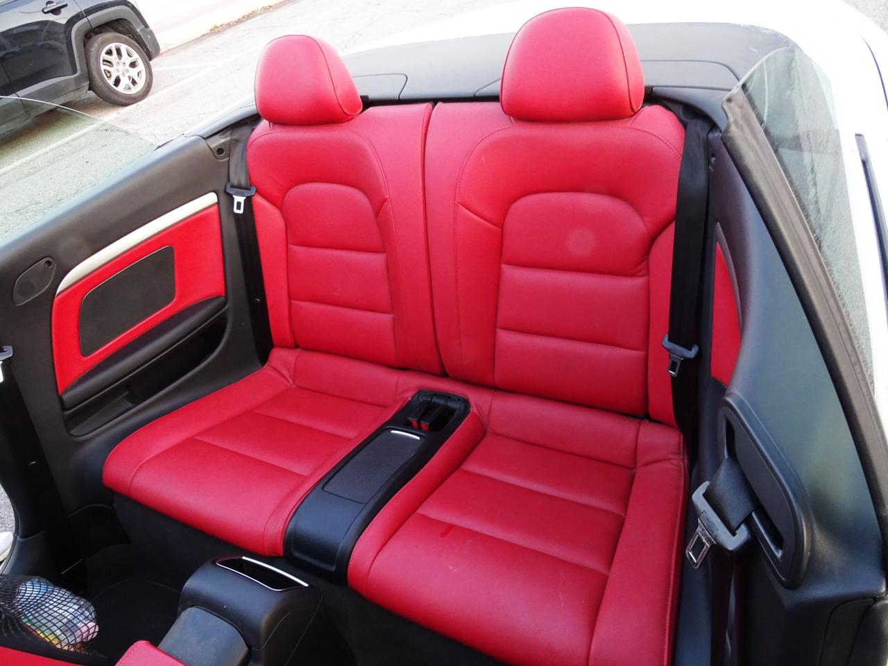 Audi A5 Cabrio 2.0 TDI S-LINE