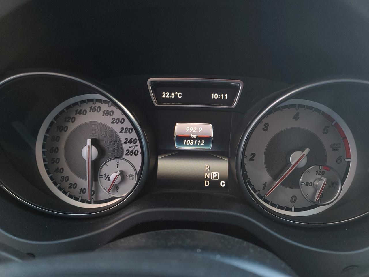 Mercedes-benz GLA 180 d Automatic Premium 2016 PROMO