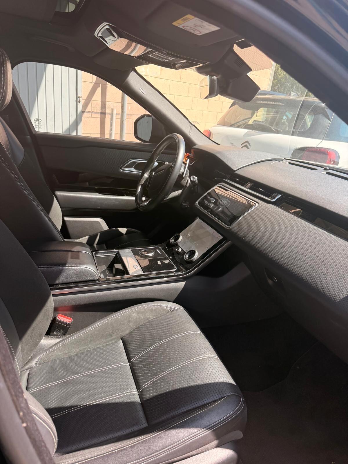 Land Rover Range Velar 2.0D I4 240 CV R-Dynamic