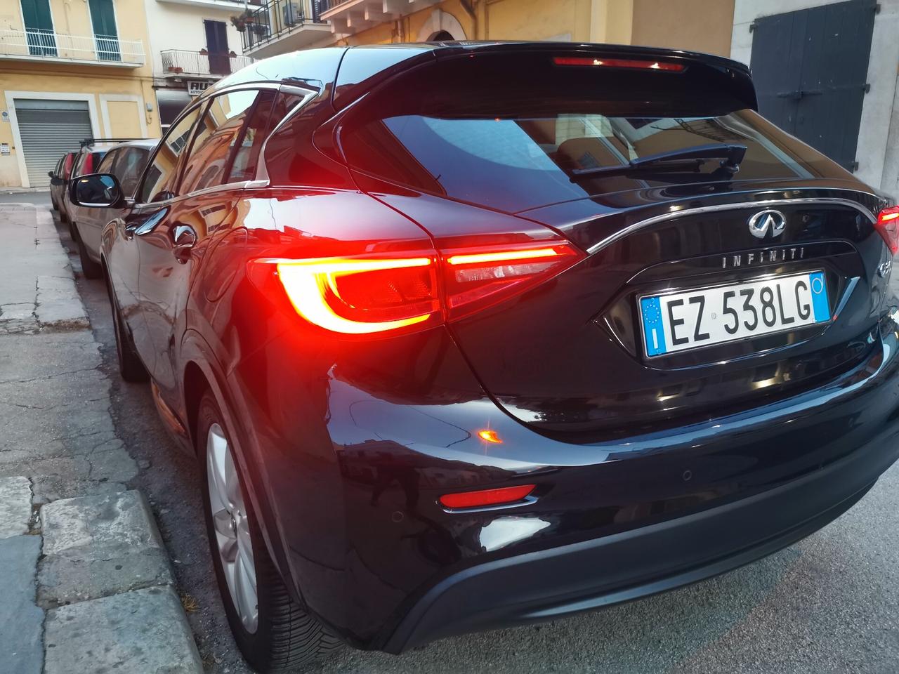 Infiniti Q30 1.5 diesel 110 cv PREMIUM FULL