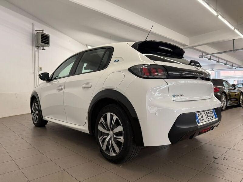 Peugeot e-208 Active e 156cv
