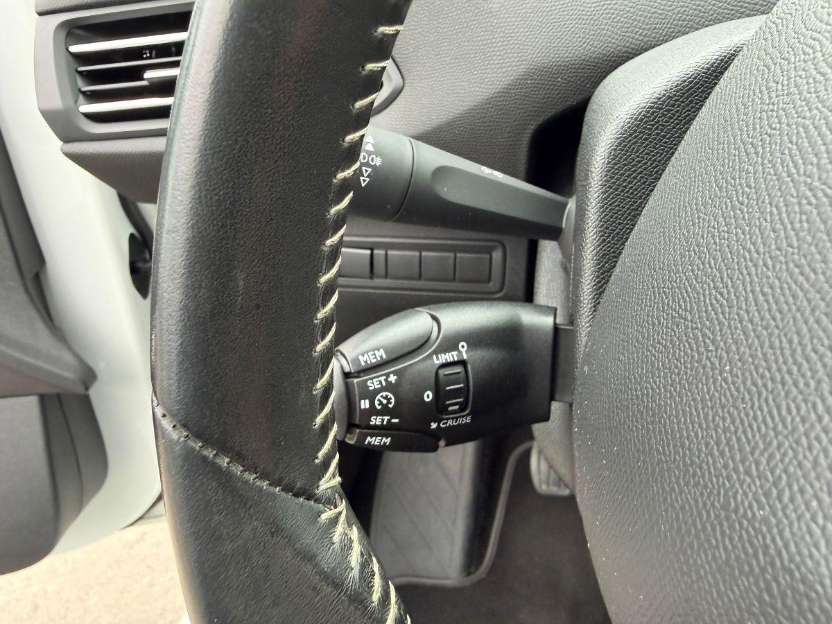 PEUGEOT - 308 - BlueHDi 120 S&S Allure