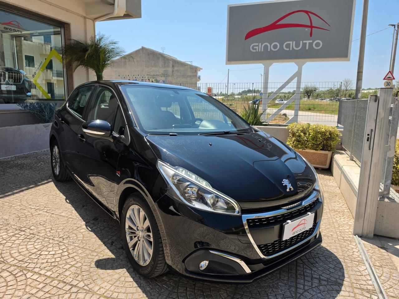 Peugeot 208 PureTech 82 Stop&Start 5 porte Allure