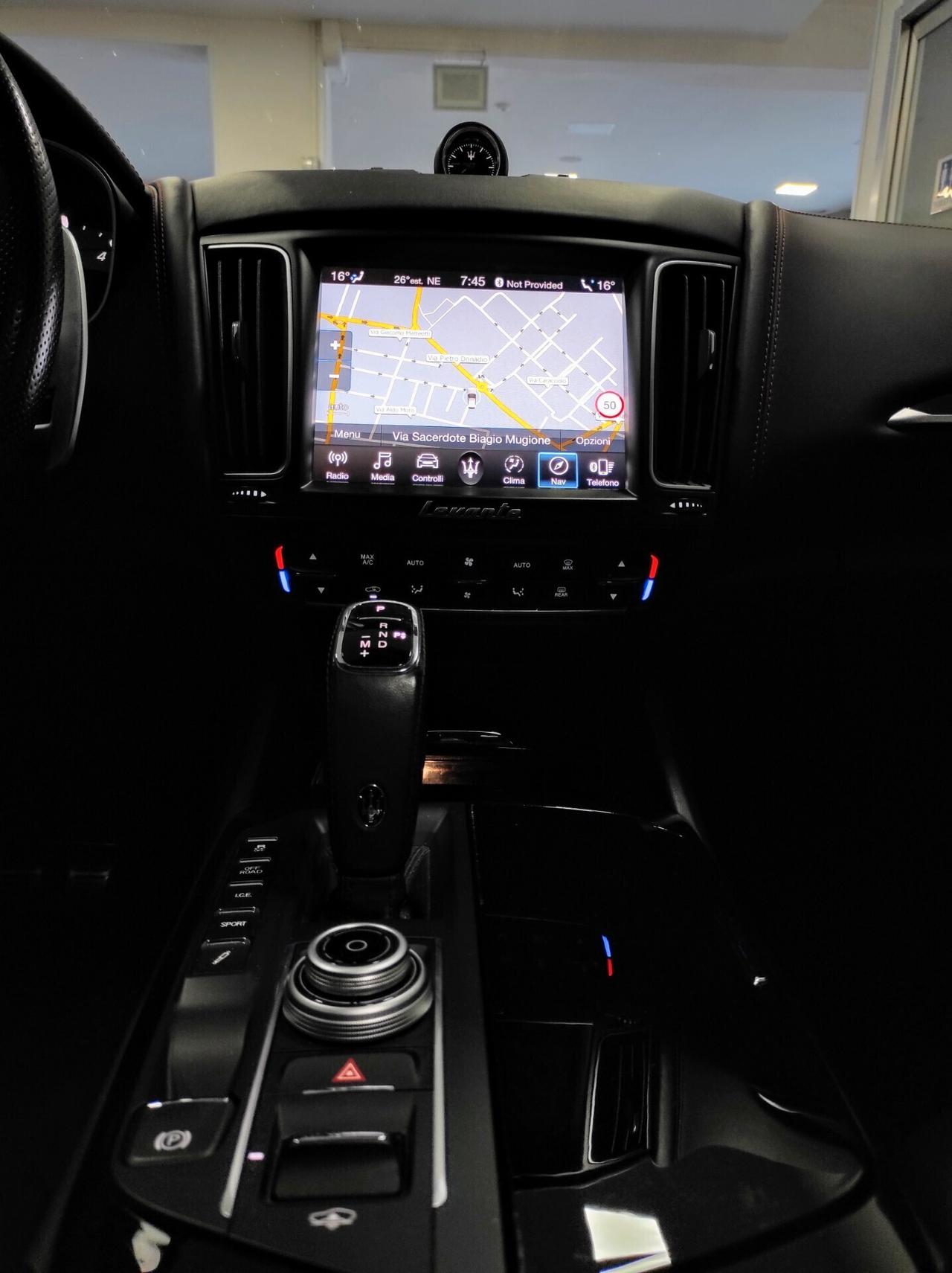 Maserati Levante V6 Diesel 275 CV AWD Gransport Tetto