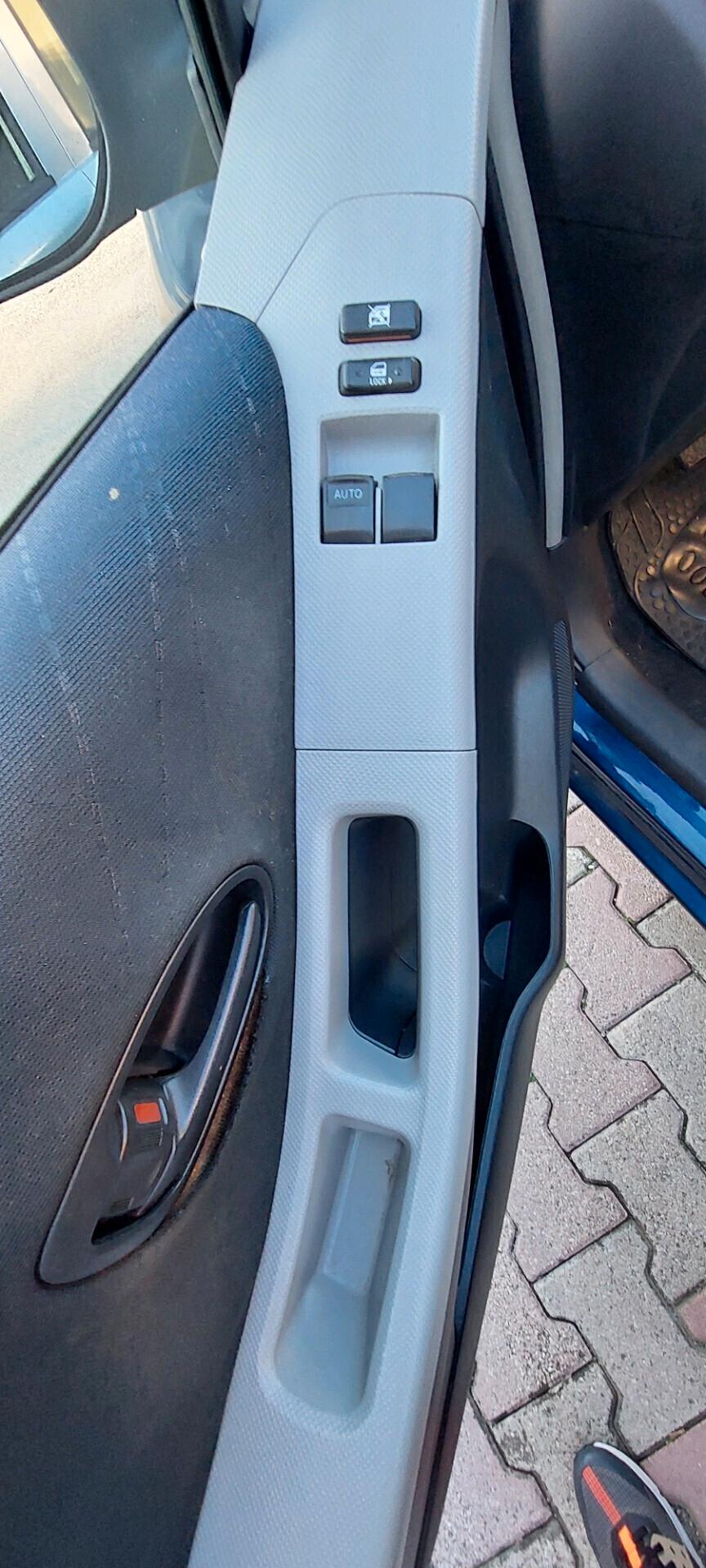 YARIS 1,0 BENZINA/GPL SCADENZA BOMBOLE NEL 2033 GOMME NUOVE IMPECCABILE