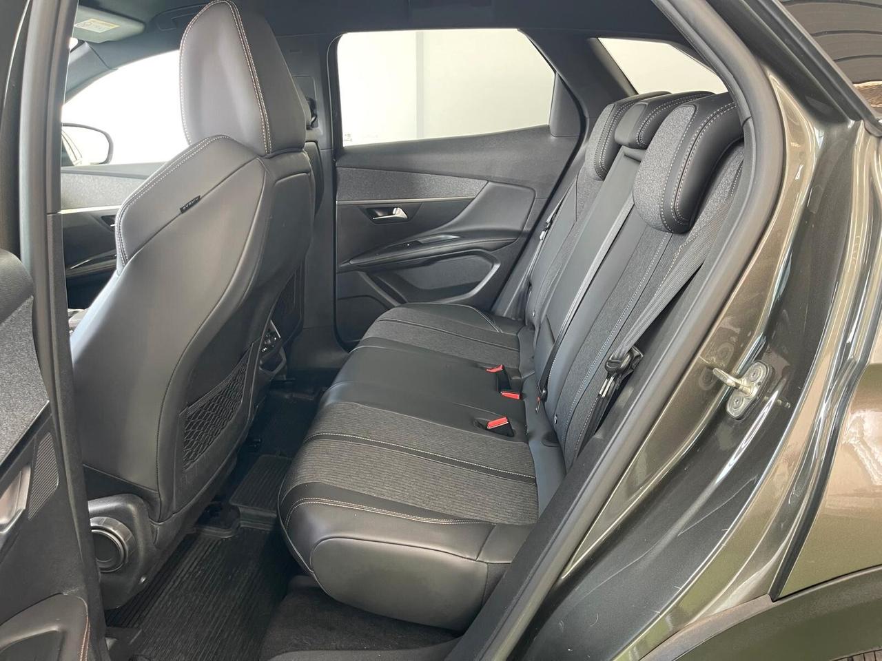 PEUGEOT 3008 GT LINE 1.5 DIESEL 130CV