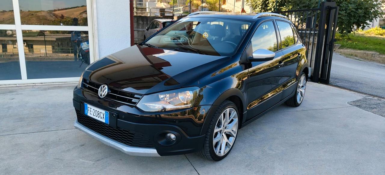 Volkswagen Polo CROSS 1.4 TDI 90 CV DSG
