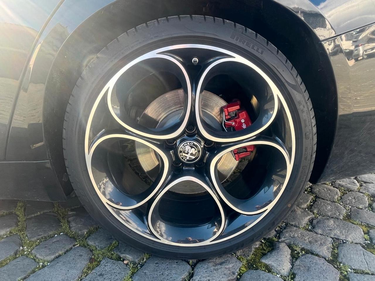 Alfa Romeo Giulia 2.2 Turbodiesel 210 CV AT8 AWD Q4 Veloce