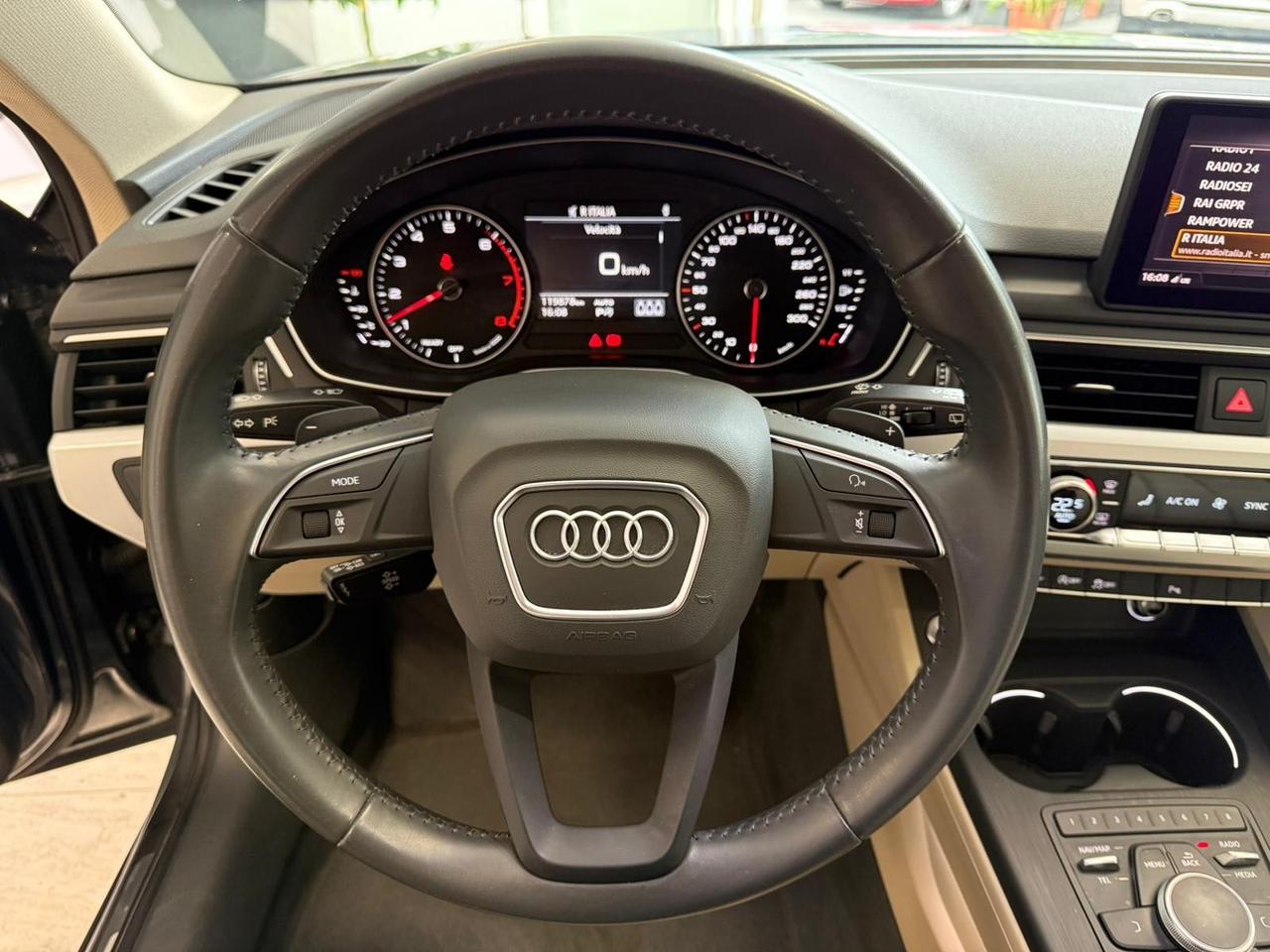 Audi A4 Avant 2.0 TFSI 252 CV quattro S tronic Business Sport