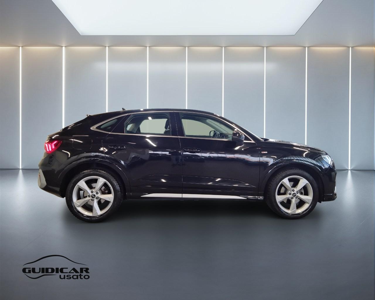 AUDI Q3 I 2019 Sportback - Q3 Sportback 35 2.0 tdi S line edition s-tronic