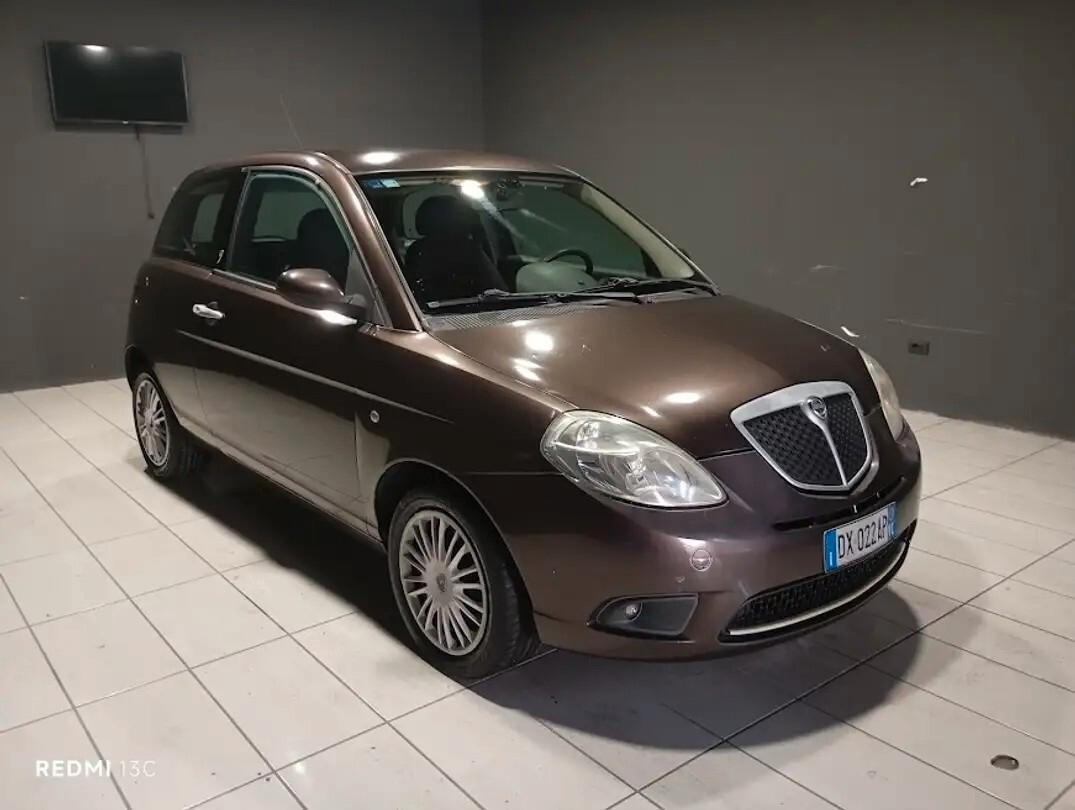 LANCIA YPSILON DEL 2009 110.000 KM