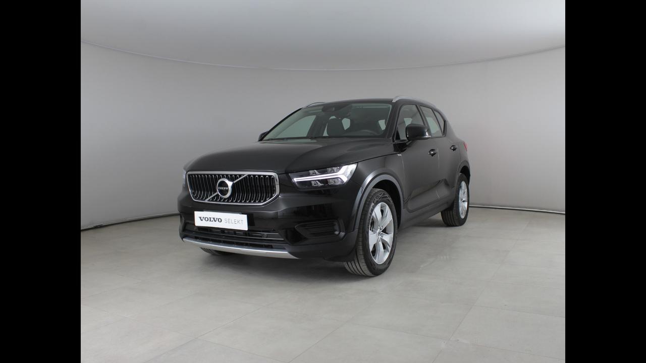 VOLVO XC40 - XC40 2.0 d3 Momentum my21