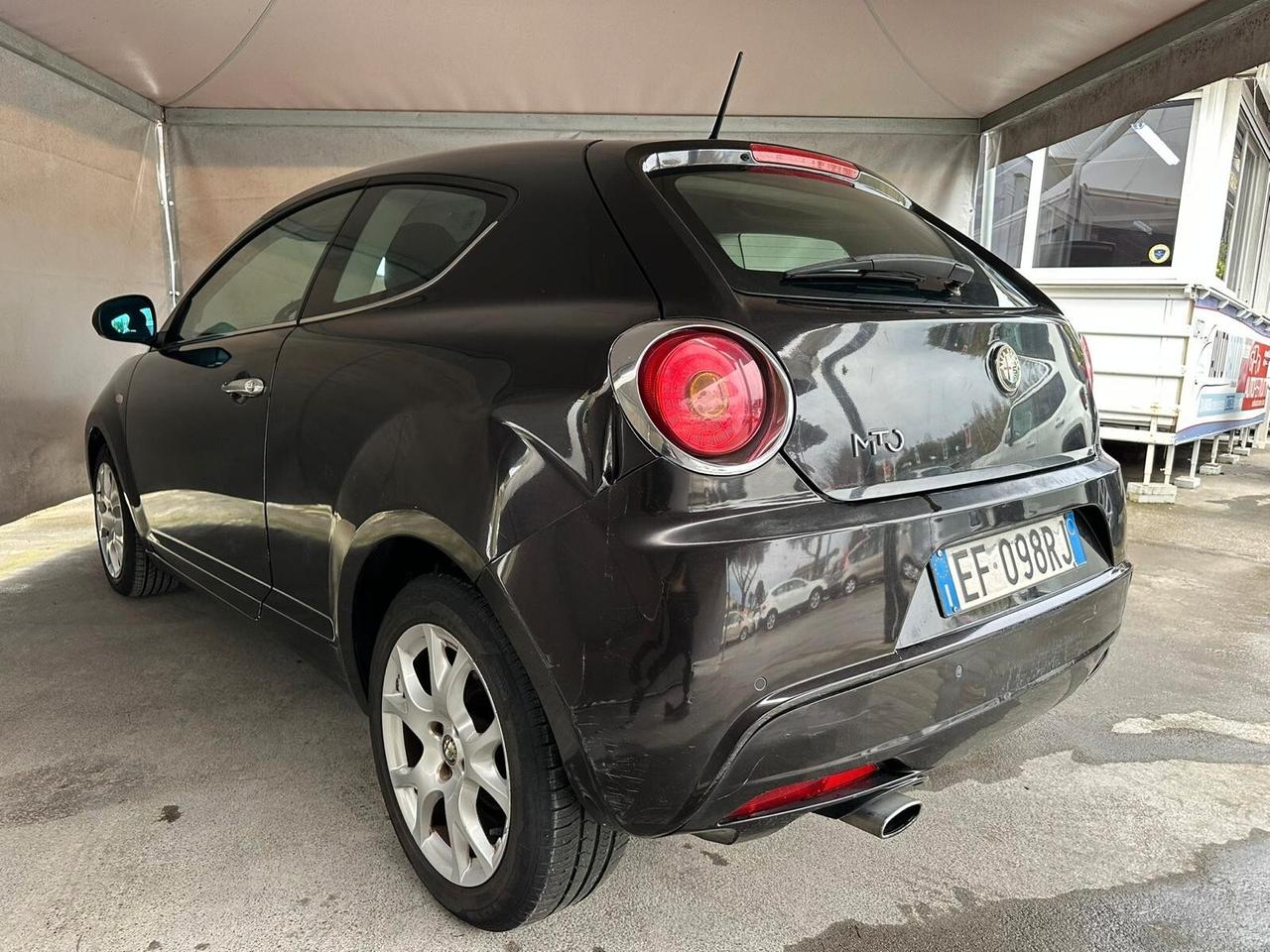 Alfa Romeo MiTo 1.3 JTDm-2 95 CV S&S Distinctive Sport Pack