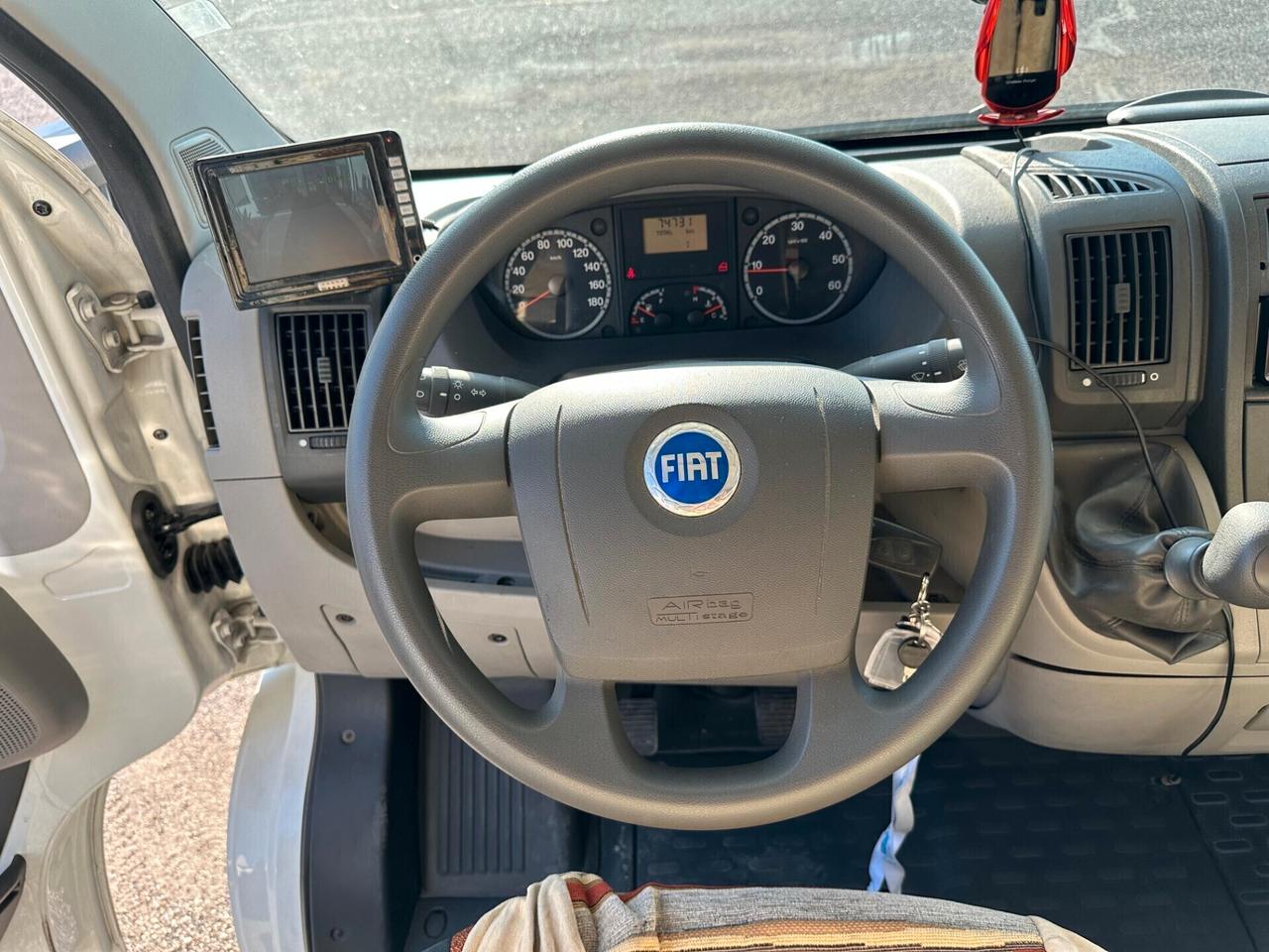 SEA Camper Mansardato Sharky M6