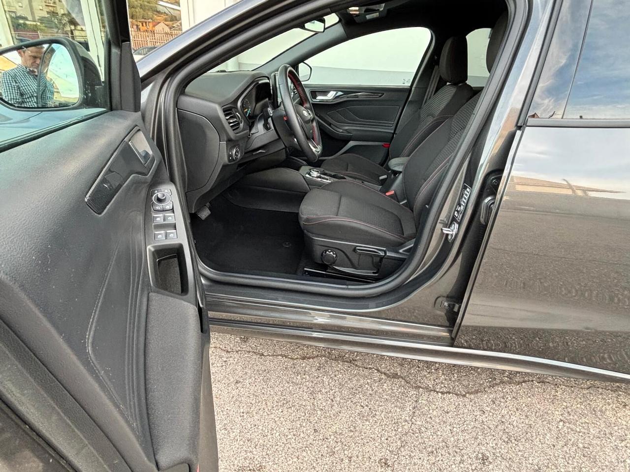 Ford Focus 1.5 EcoBlue 115 CV automatico 5p. ST-Line