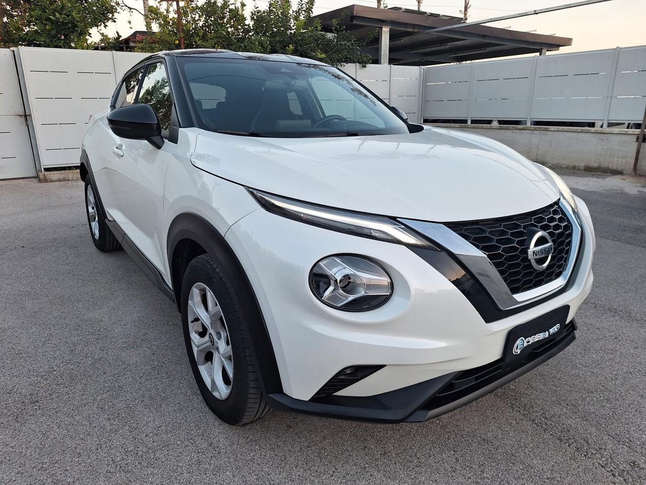 Nissan Juke 1.0 DIG-T 114 CV N-Connecta