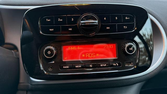 SMART ForTwo 70 1.0 TWINAMIC SUPERPASSION*C.L.16 BLACK*TEL.*LED