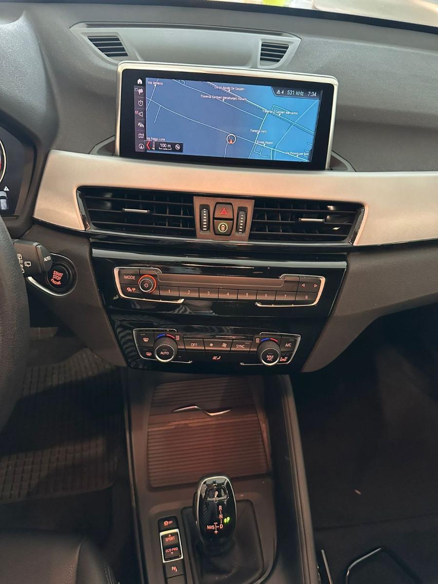 BMW - X1 - sDrive16d Business Automatica