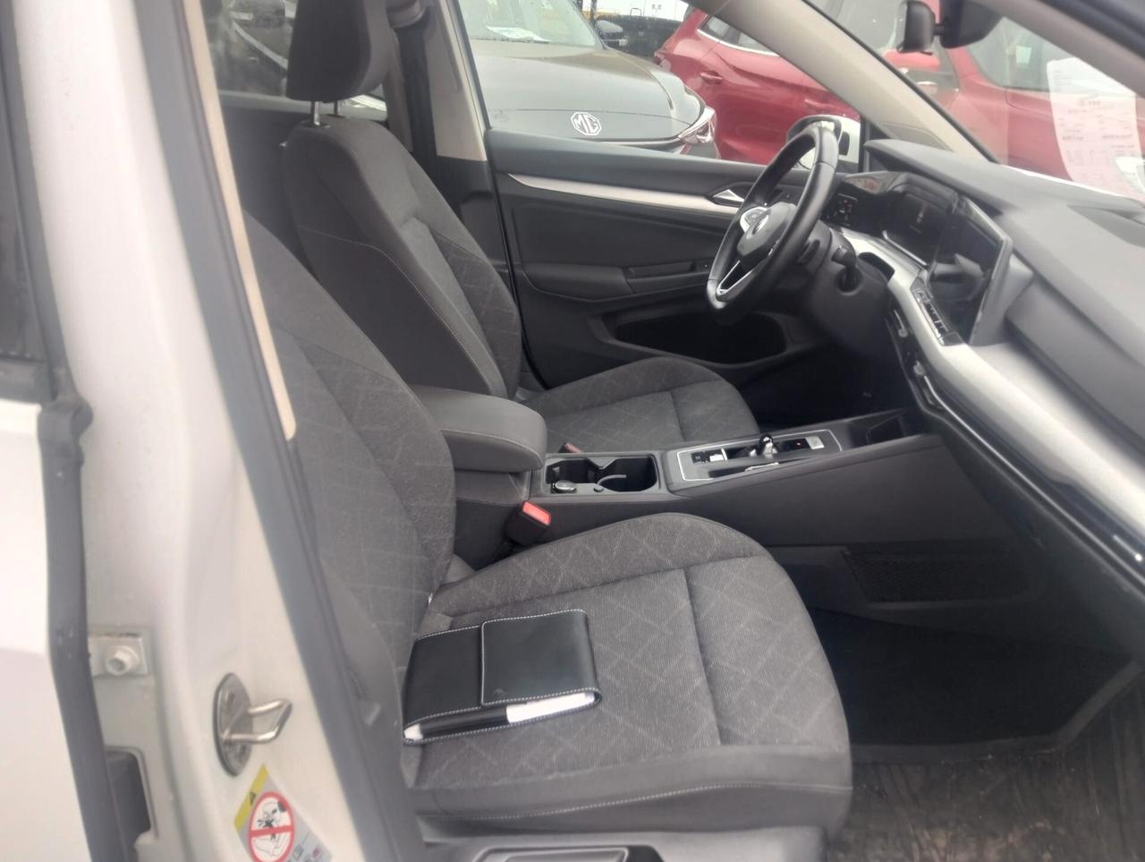 Volkswagen Golf 1.5 TGI DSG Style