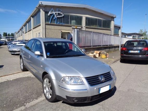 VOLKSWAGEN Passat 2.8 V6 cat 4m. Highline