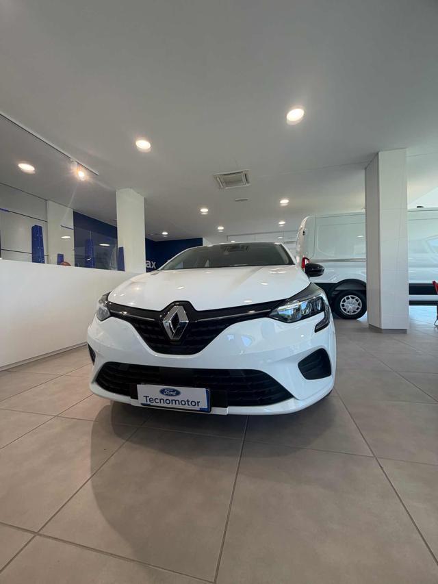 RENAULT Clio N1 Autocarro Full Hybrid E-Tech 145 CV Equilibre