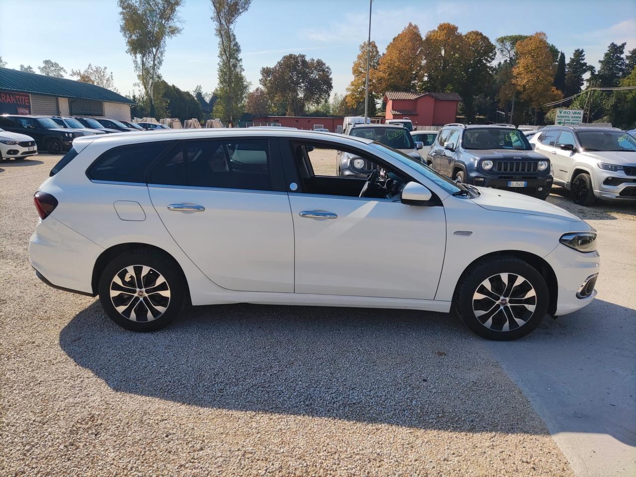 Fiat Tipo 1.6 Mjt S&S SW Mirror
