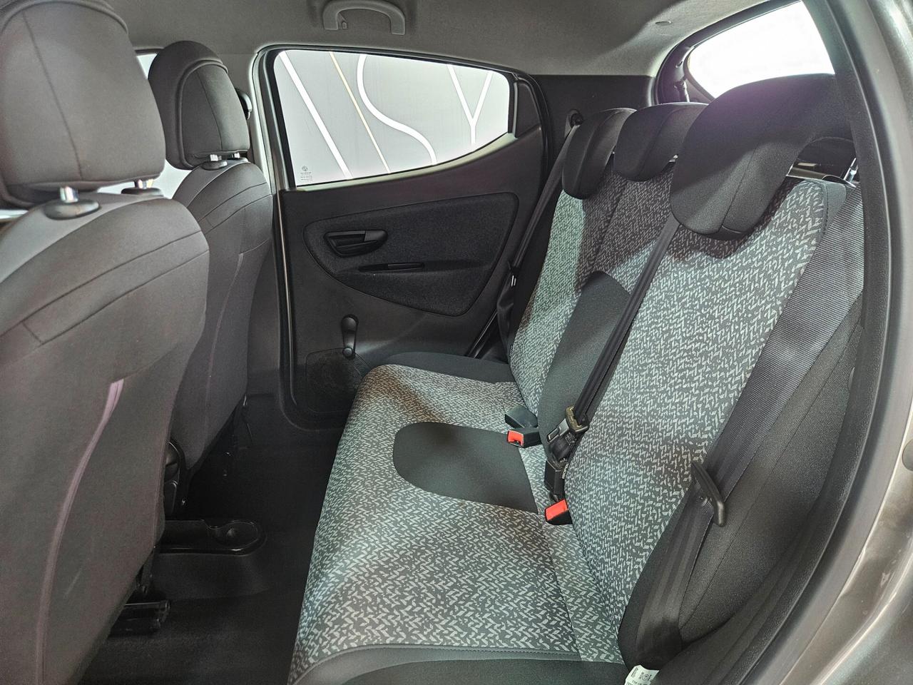 Lancia Ypsilon 1.2 ecochic Gpl 69cv