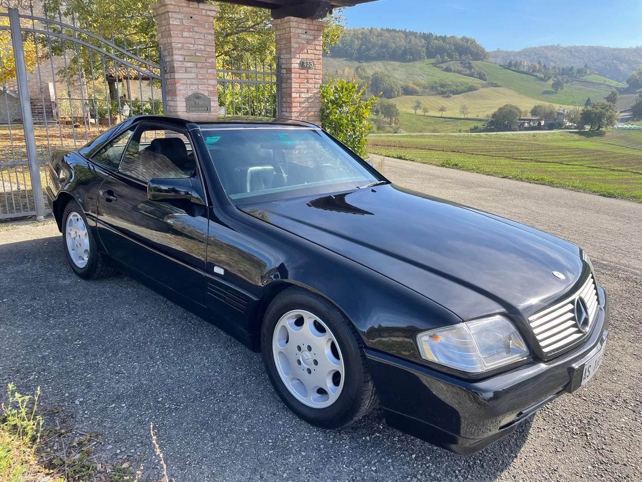 Mercedes-Benz SL 300