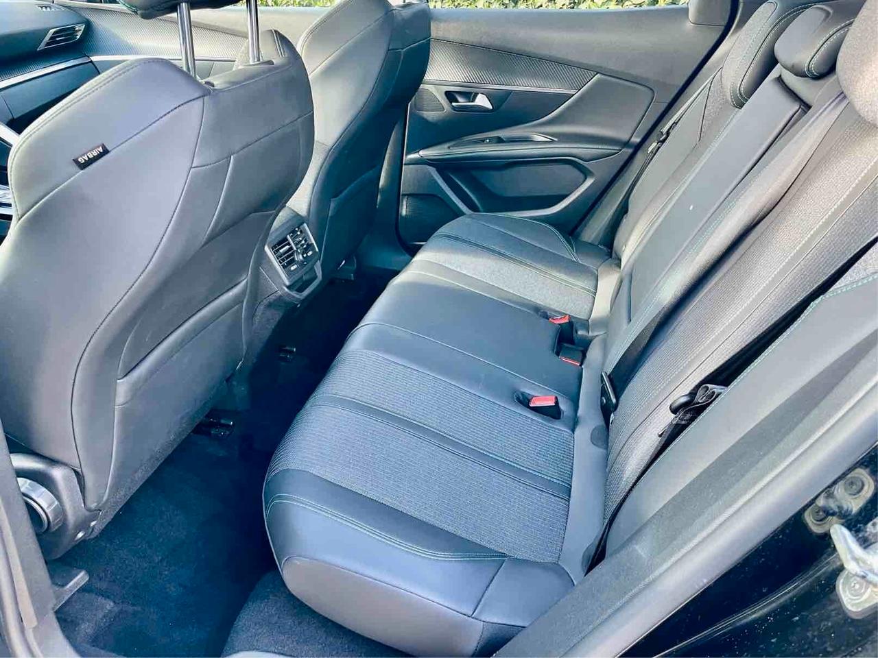 Peugeot 3008 BlueHDi 130 S&S EAT8 Allure Pack