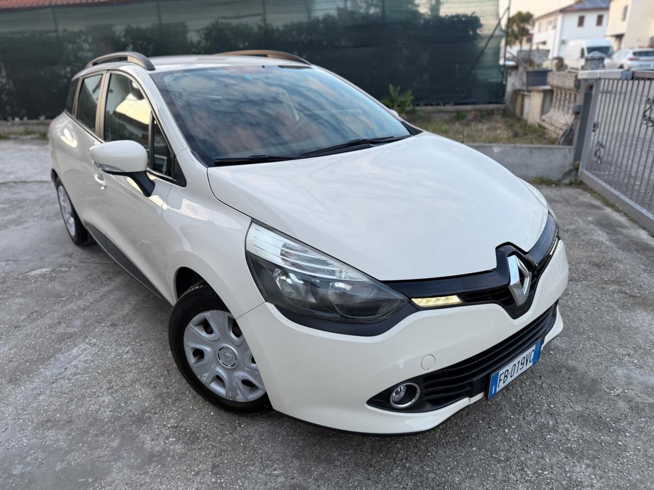 Renault Clio 1.2 75 CV EURO 6b Neopatentati 2015