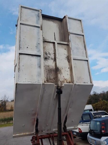 Effedi Gasolone TSP28 1.9 D Vasca Ribaltabile