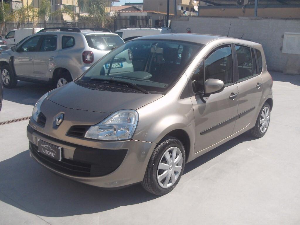Renault Modus Grand 1.2 16V GPL Dynamique