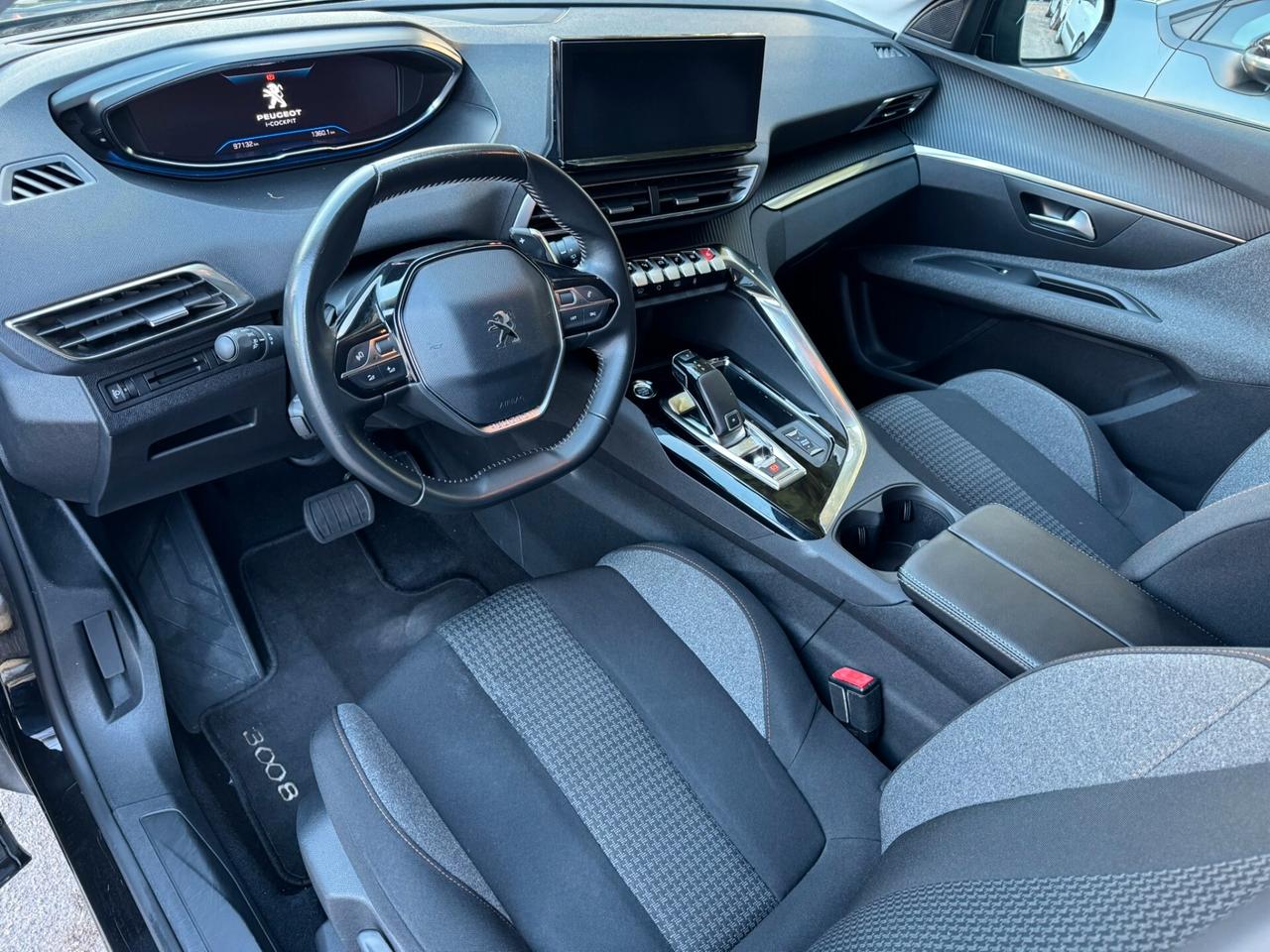 Peugeot 3008 BlueHDi 130 S&S EAT8 Active Business