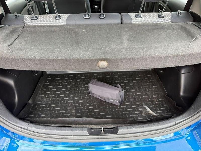 Toyota Yaris Yaris 5p 1.5h Active my16