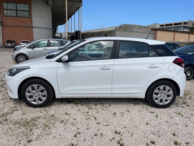 HYUNDAI i20 1.1 CRDi 12V 5 porte Go! Plus