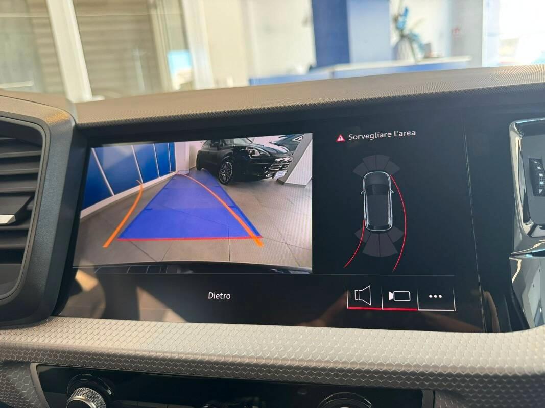 Audi A1 30 1.0 tfsi S line edition 116cv