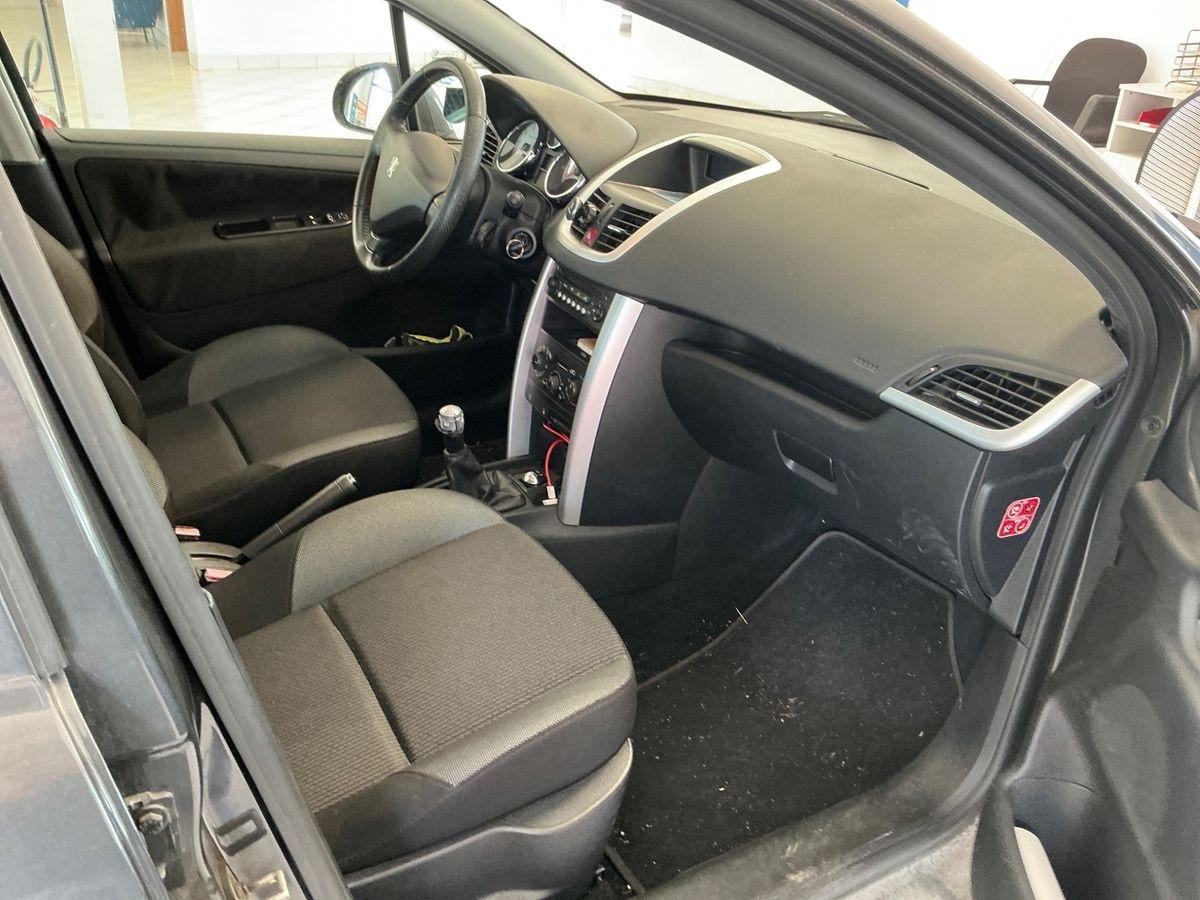PEUGEOT 207 1.4 BENZINA - KM CERTIFICATI - 5 PORTE