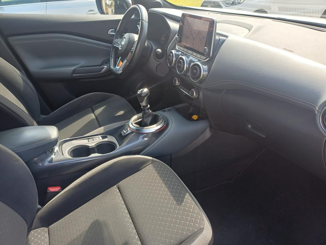 Nissan Juke 1.0 DIG-T 117 CV N-Connecta