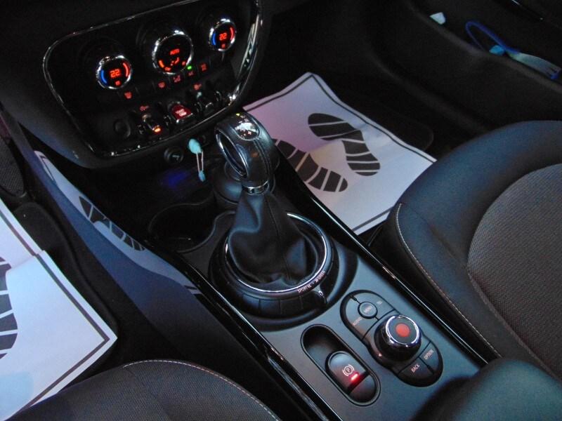 MINI Mini Clubman (F54) Mini 2.0 Cooper D Hype...