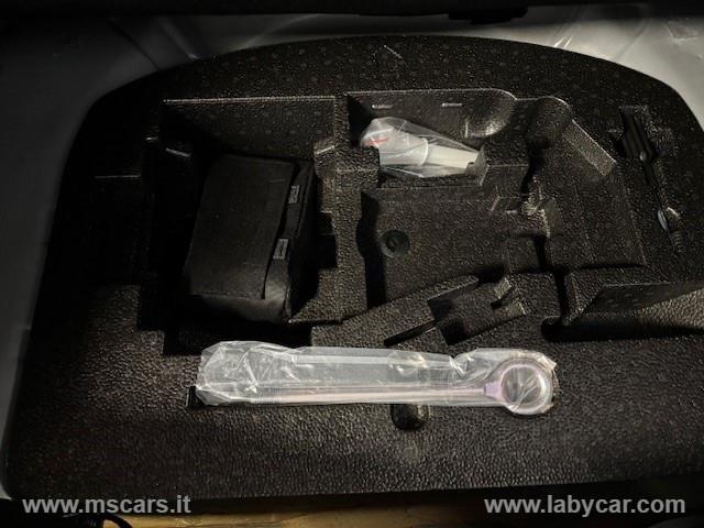 LANCIA Ypsilon 1.0 FireFly 5p. S&S Hybrid Oro