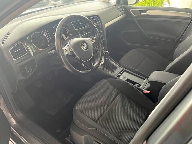 Volkswagen Golf 1.0 TSI 115 CV 5p. Business BlueMotion Technology