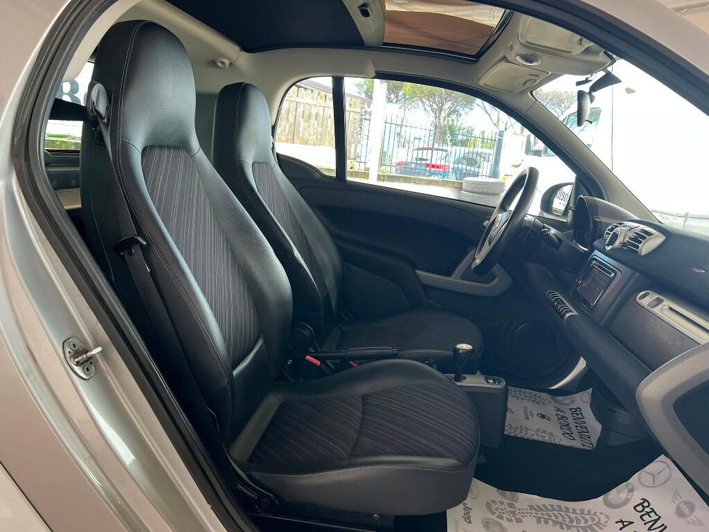 Smart Fortwo Pulse 1.0 / Servosterzo / Navi / Pelle / F1