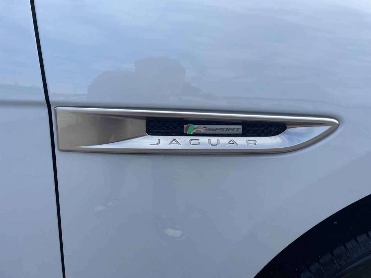 Jaguar F-Pace 2.0 D 180 CV AWD aut. R-Sport GARANZIA