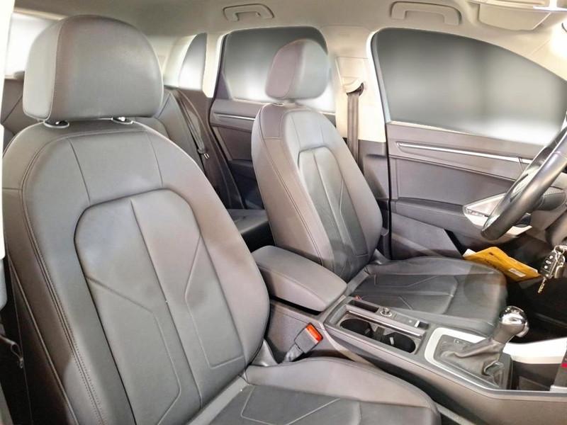 AUDI Q3 40 TDI quattro S tronic Business