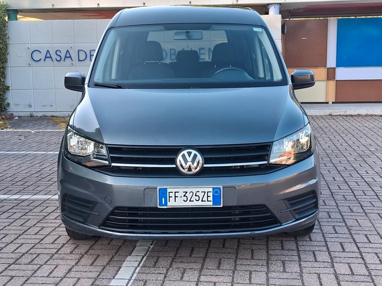 Volkswagen Caddy 2.0 TDI 102 CV Trendline..CELL 320 147 1147 WUATSAPP.