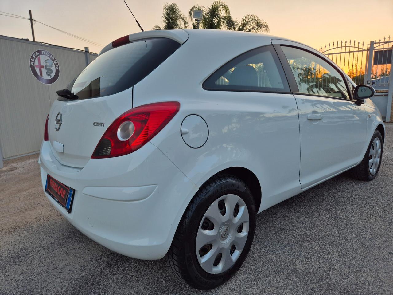 Opel CORSA 1.3 CDTI 75CV RESTAYLING NUOVA 2012